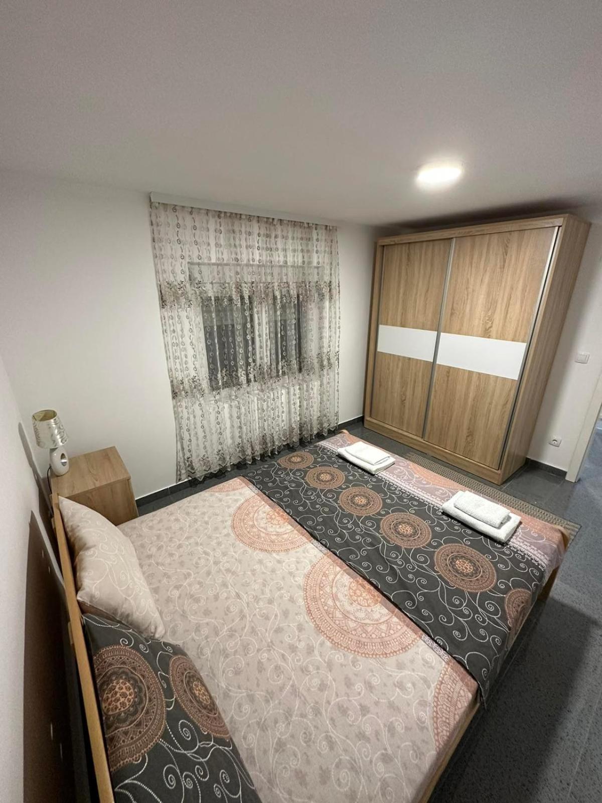 Appartement Angelikatos à Golubac Extérieur photo